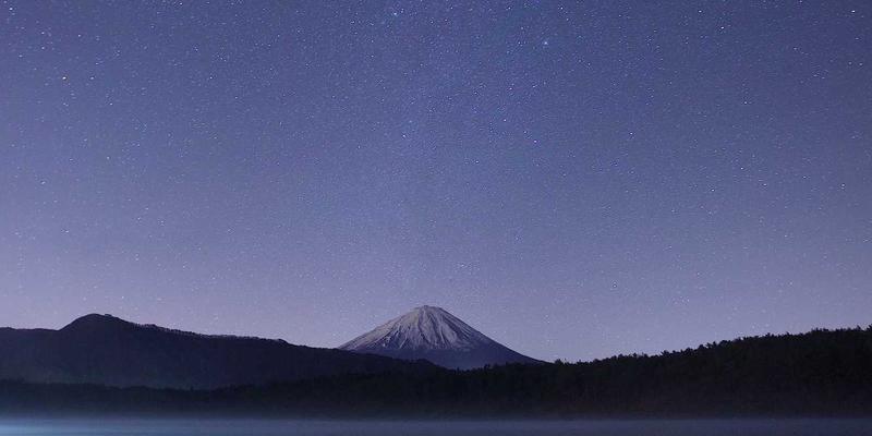 Lili Li的居家办公空间设计：融合人体工学与禅意美学的Wellness Lifestyle