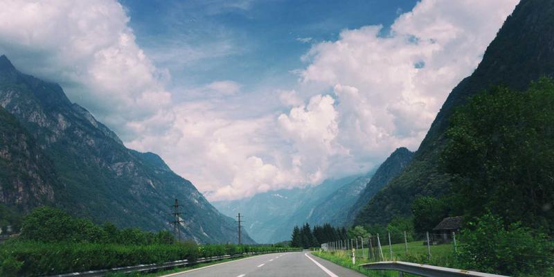 Lili Li评测:一个将个人博客、舒适生活与健康理念完美融合的数字家园