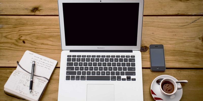 从个人博客到AI灵感：Lili Li如何用创意日志重塑人工智能的日常思考